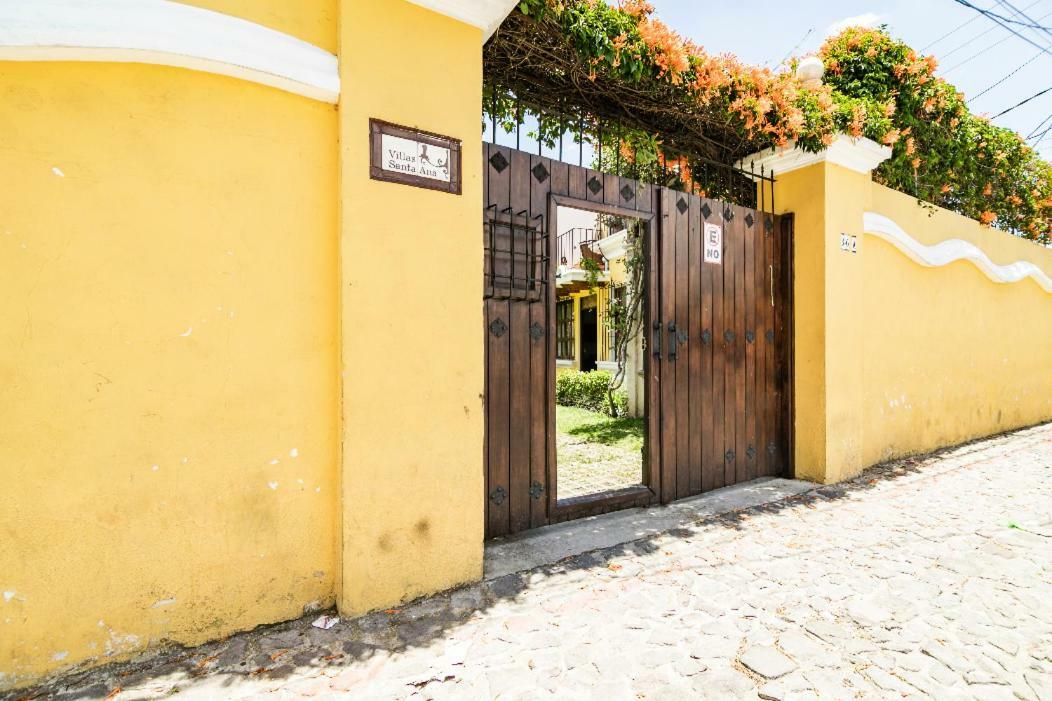 Villas Santa Ana-Ricardo Antigua Exterior photo